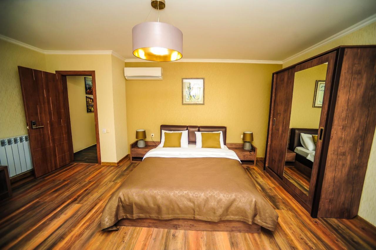 Hôtel Hills Batoumi Extérieur photo